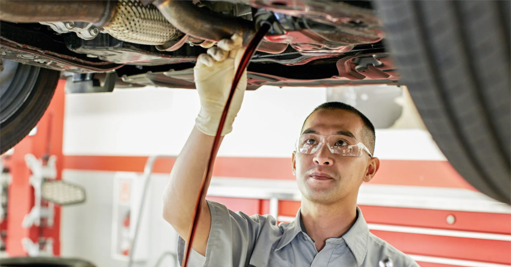 Oil Change Laconia, NH - Technican